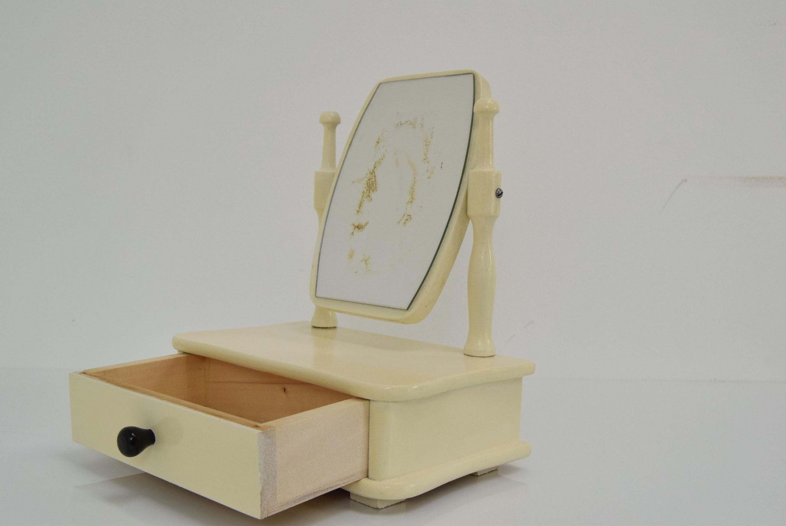 Mid Century Children's Toilet Cabinet With Mirror,1970's. photo 267.0