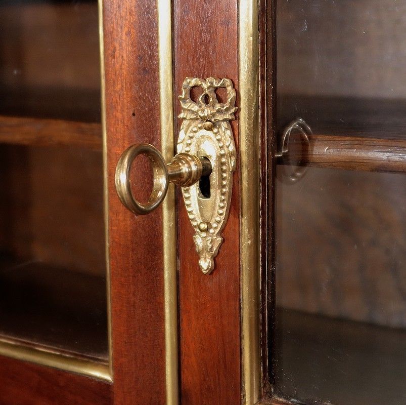 photo furniture Bonheur Du Jour In Mahogany, Louis XVI Style – Mid 19th Century