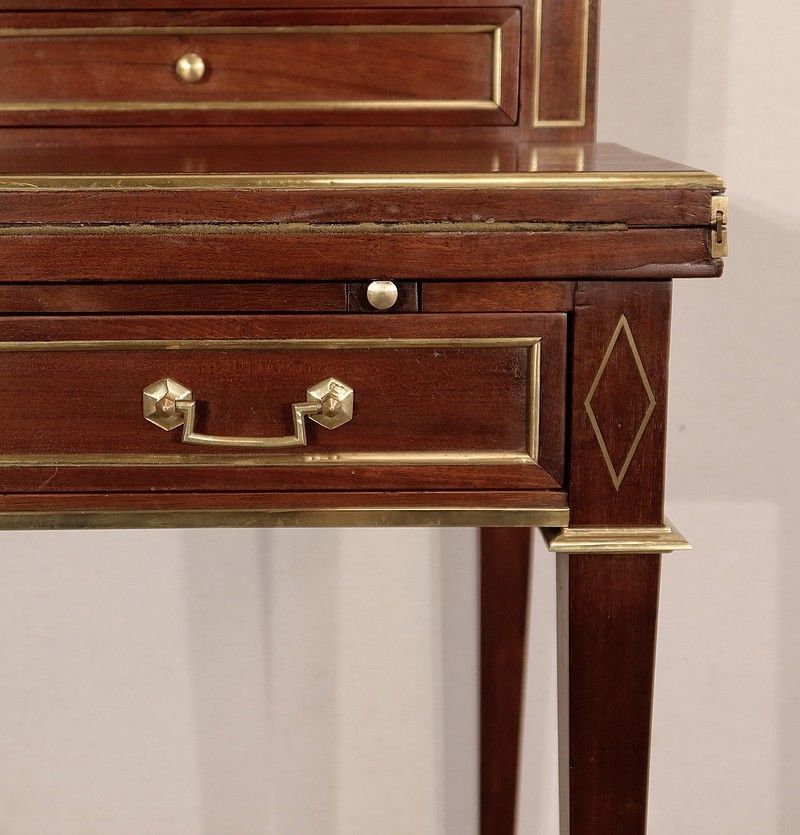 4171.5 Bonheur Du Jour In Mahogany, Louis XVI Style – Mid 19th Century photo