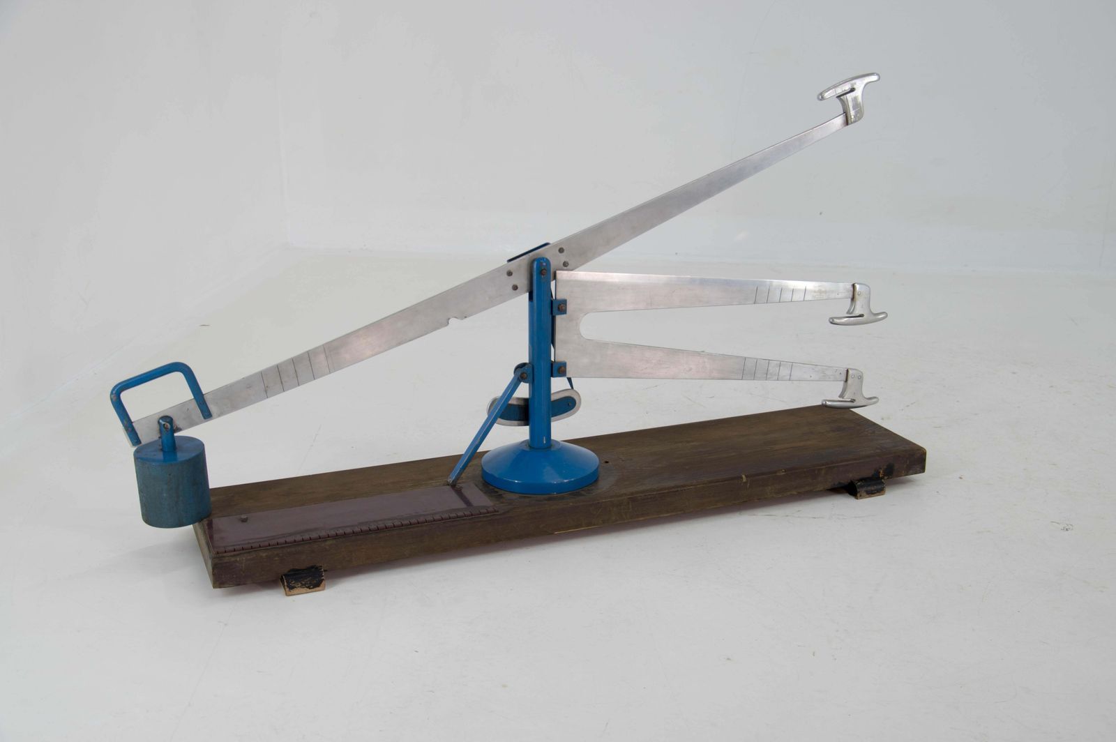 Equipment For Measuring The Elasticity Of Pantyhouse, 1950s photo Home Decor