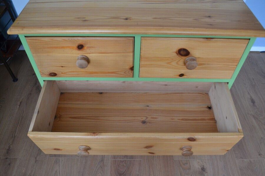 Pine Chest Of Drawers photo vinterior