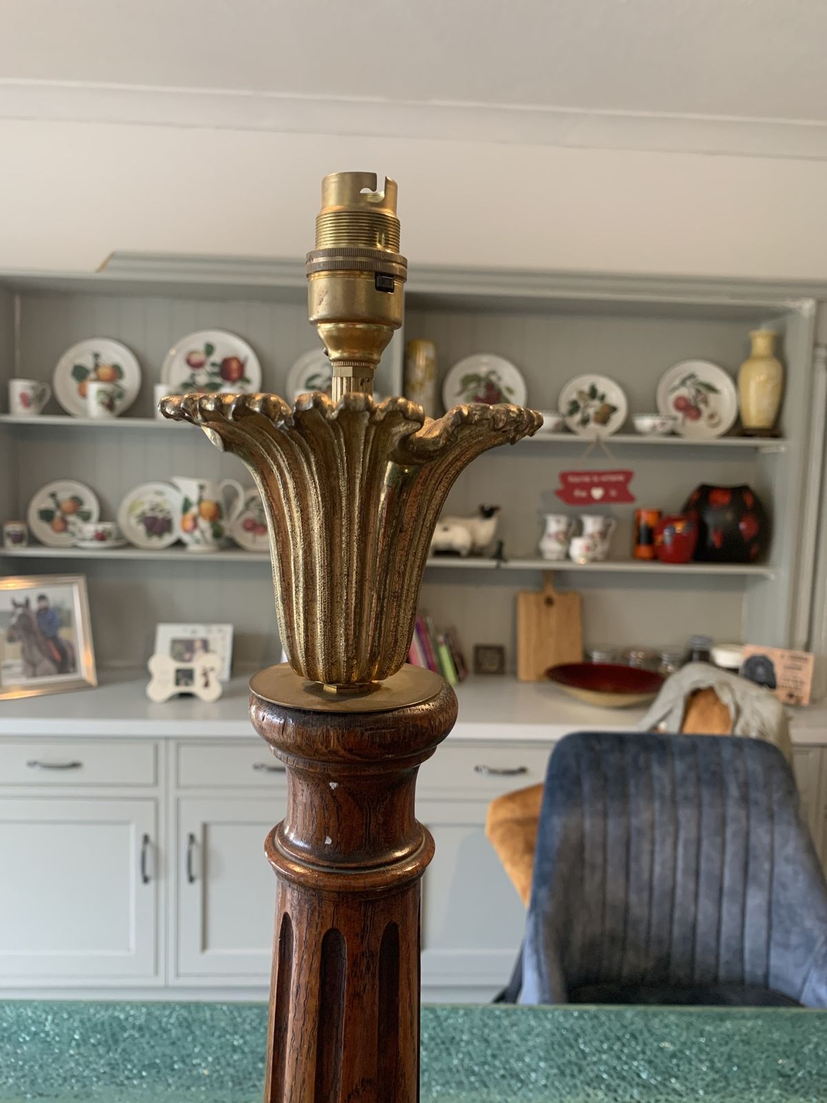 Contemporary Neo Classical Style Fluted Column Table Lamp photo for sale