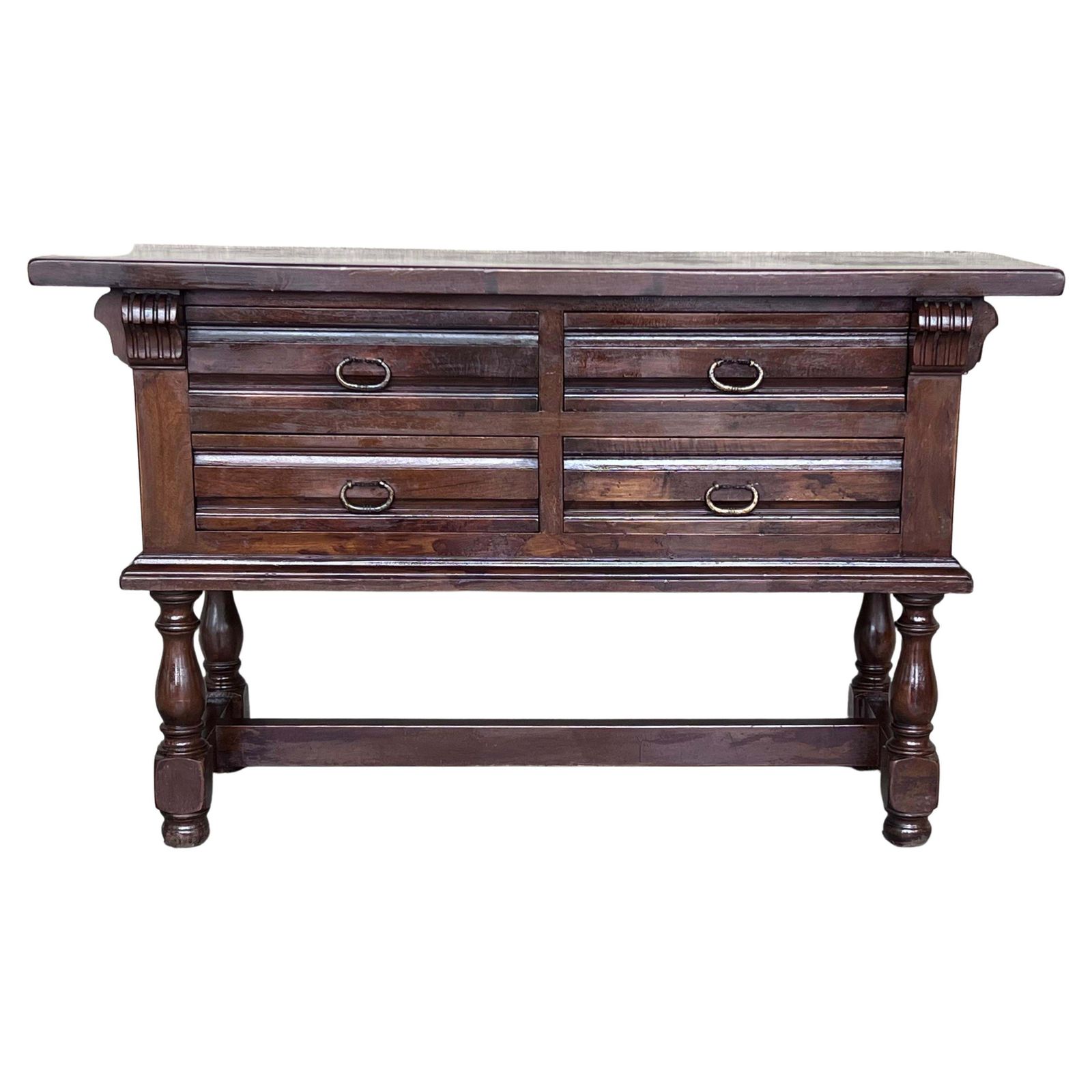 Console espagnole à quatre tiroirs sculptés avec quincaillerie d'époque photo furniture