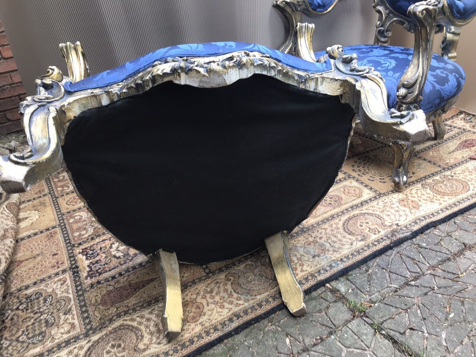 Furniture Fine Antique Chateau Blue Silk Demask & Carved Giltwood 3 Piece Boudoir Suite photo