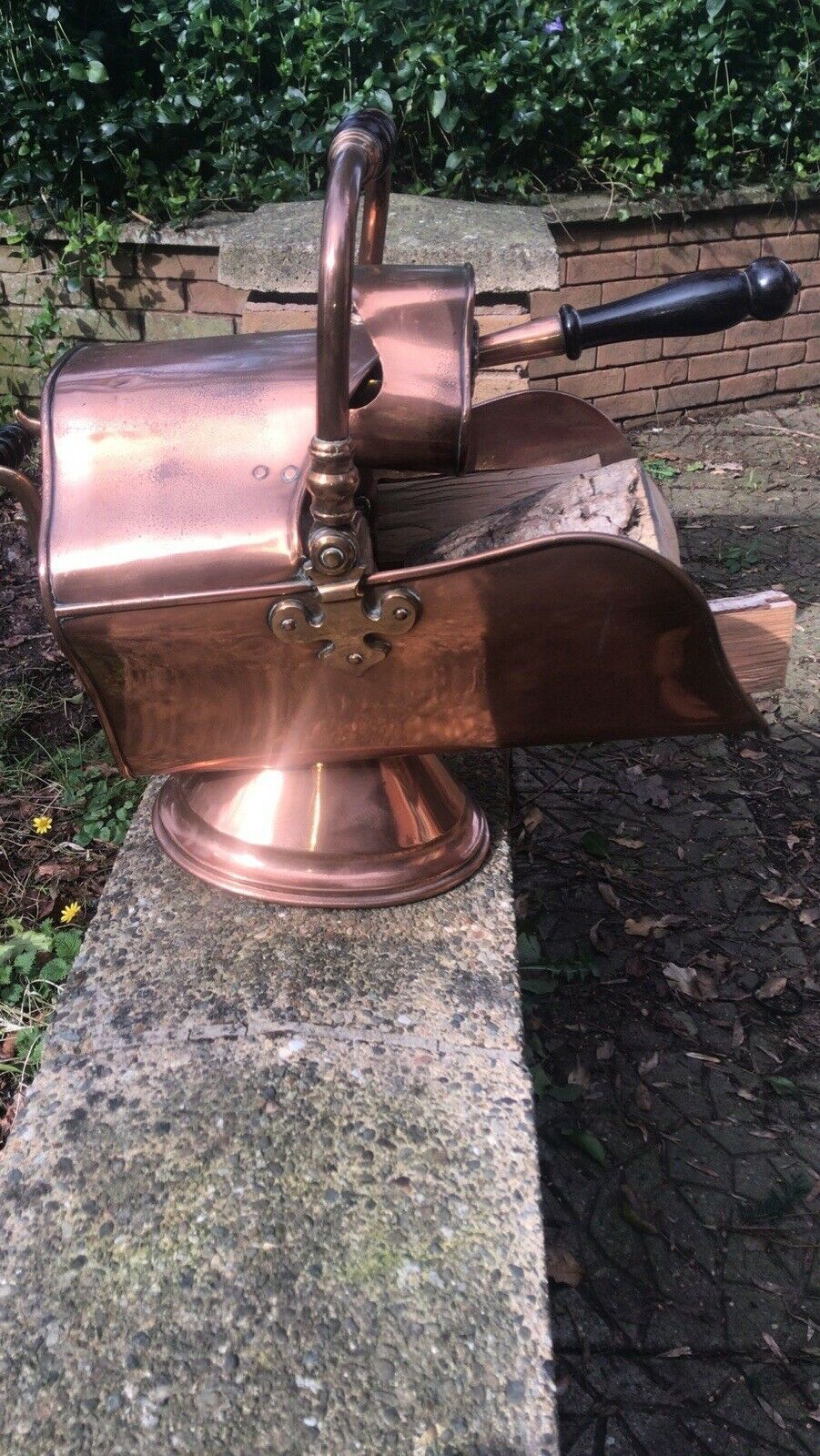 Fine Period 1820 Georgian Helmet Coal Scuttle With Original Coat Shovel photo vinterior