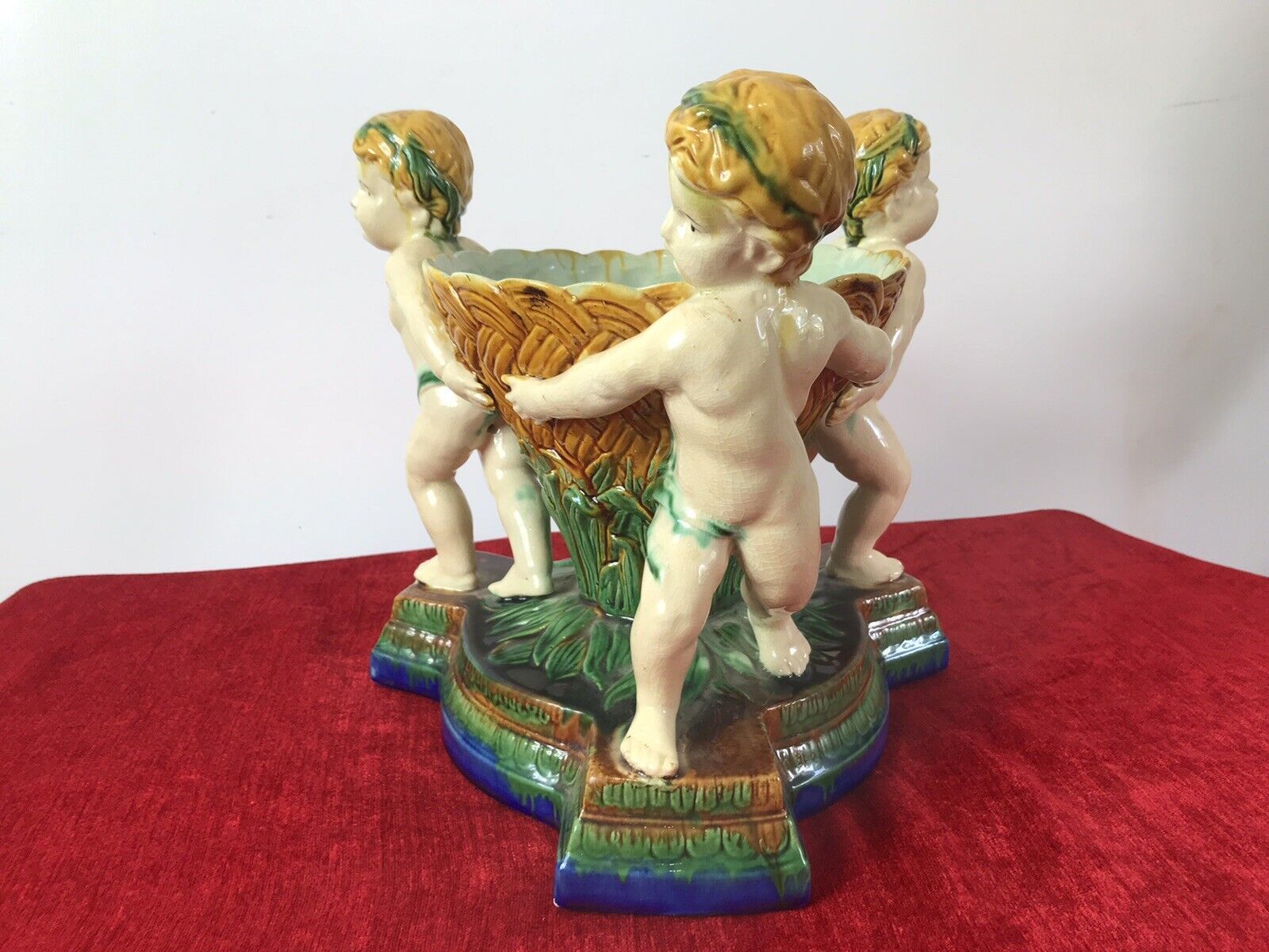 Italian Majolica Trio Of Cherubs Centrepiece With Green And Yellow Overglaze photo 295.0