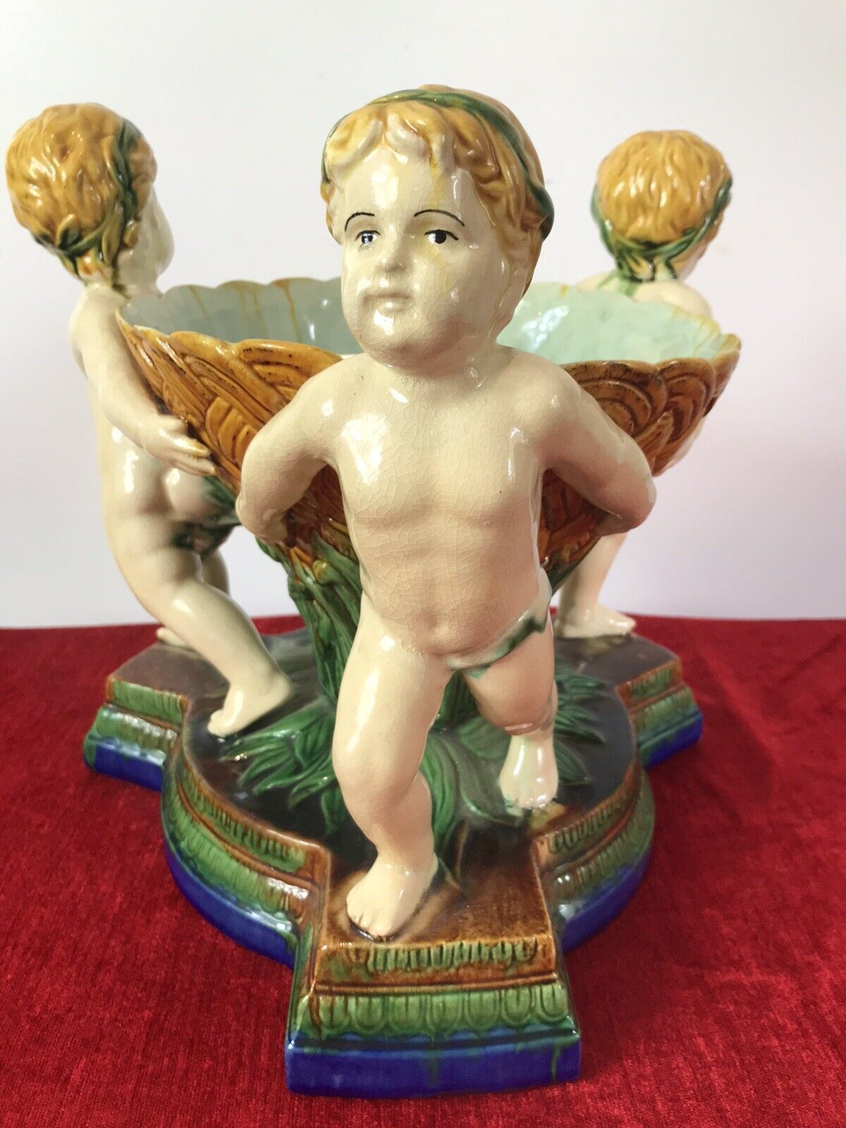 Italian Majolica Trio Of Cherubs Centrepiece With Green And Yellow Overglaze photo vinterior