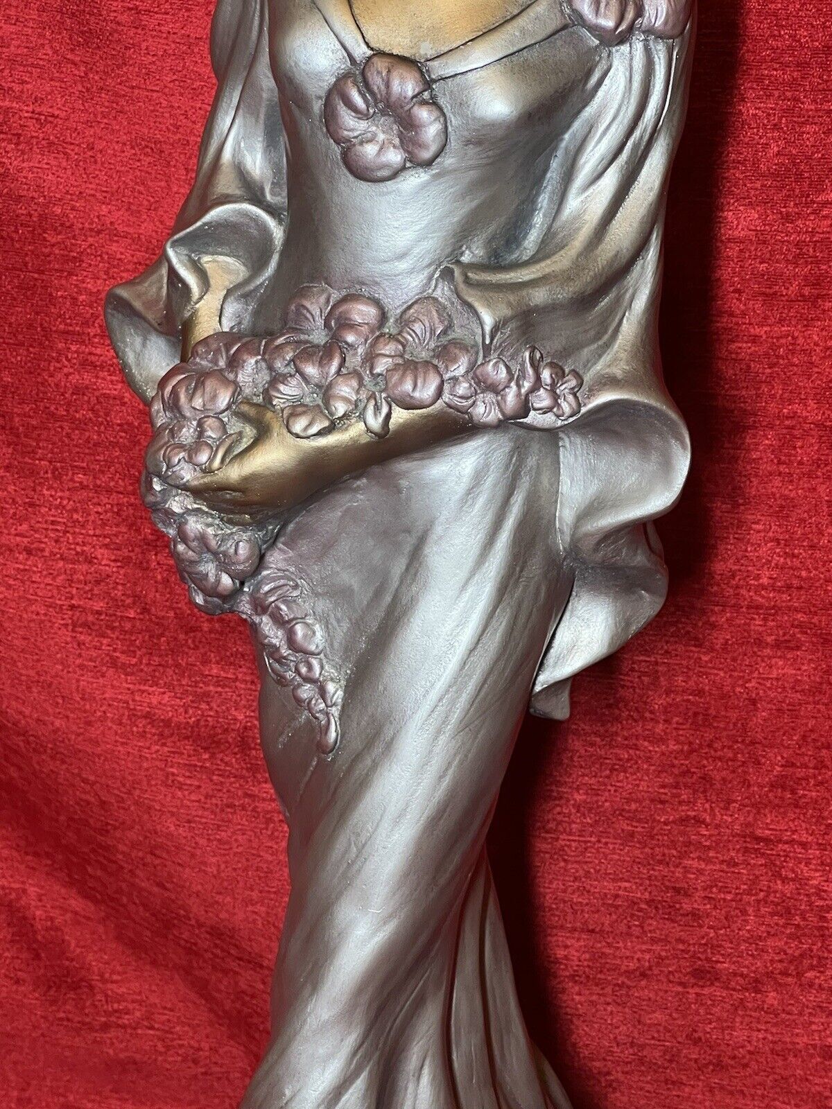 Sculptor Alice Heath 'Princess With Hibiscus Bouquet' Ornamental Showpiece photo vintage