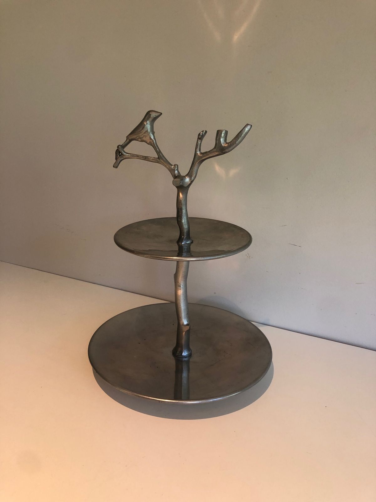 photo buy Suite Of 3 Aluminum Serving Pieces Decorated With Birds And Branches