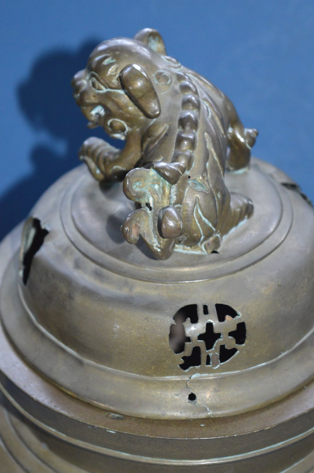 Very Large Chinese Bronze Lidded Censer, C1870. photo vinterior