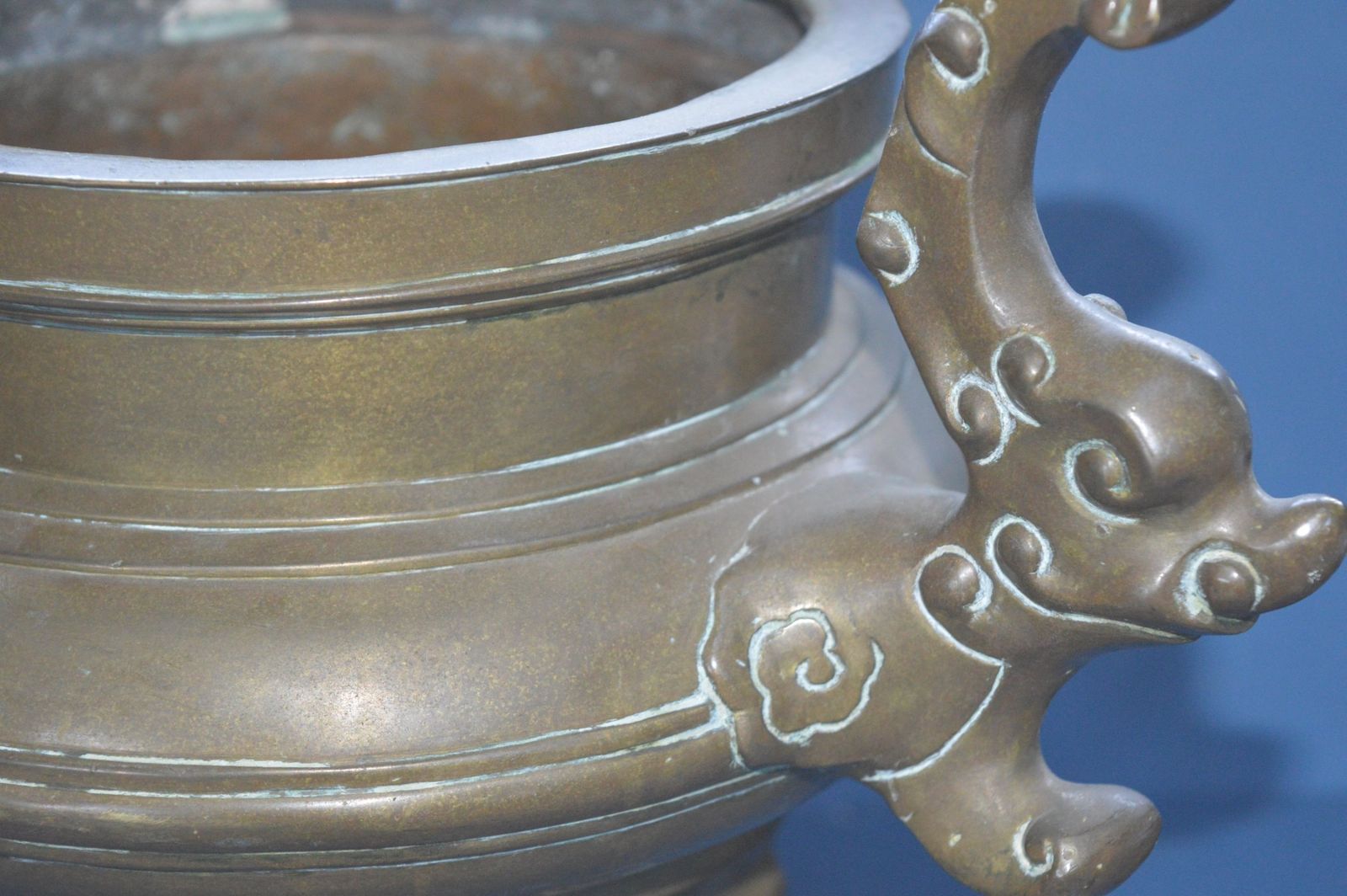 photo for sale Very Large Chinese Bronze Lidded Censer, C1870.