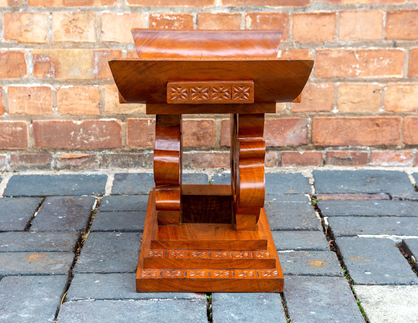 African Tribal Stool Royal Collection Queen Elizabeth Ghana 1960s Mid Century Ghanaian Solid Wood Sculptural Ashanti Asante Adinkra photo vintage