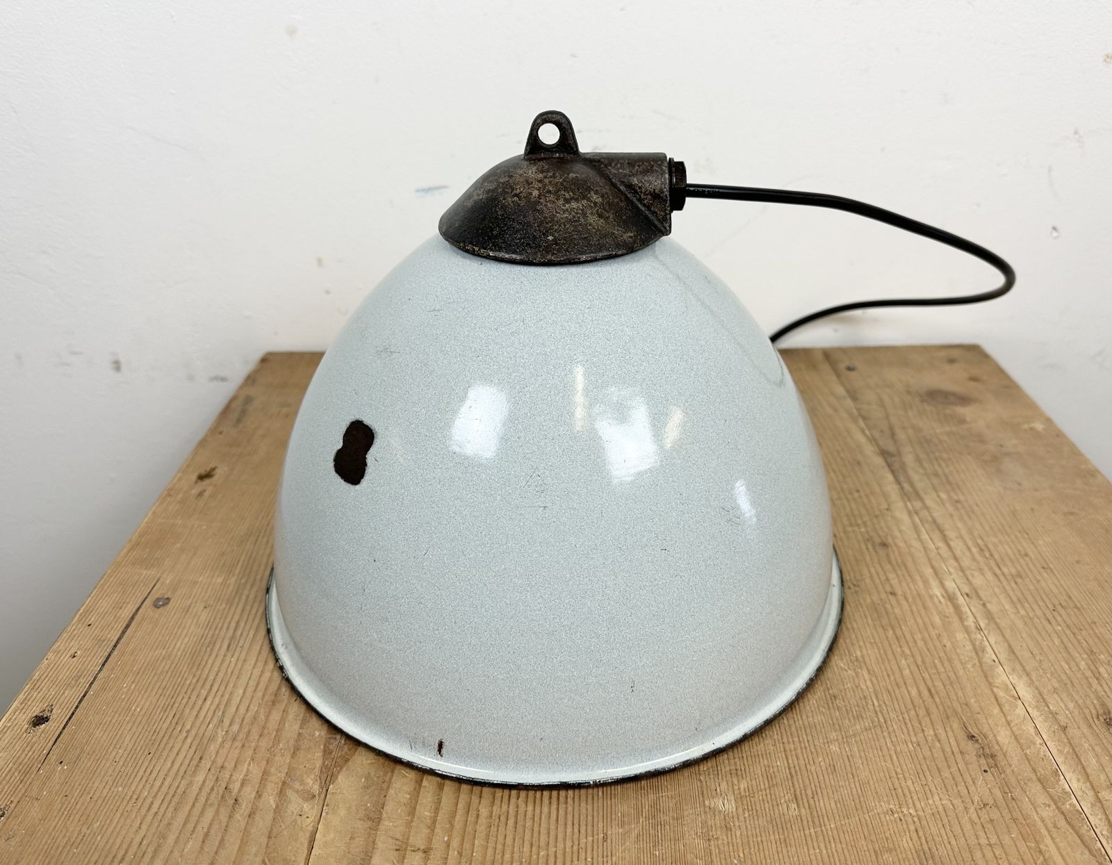 Industrial Grey Enamel Factory Lamp With Cast Iron Top, 1960s, 3x photo vintage