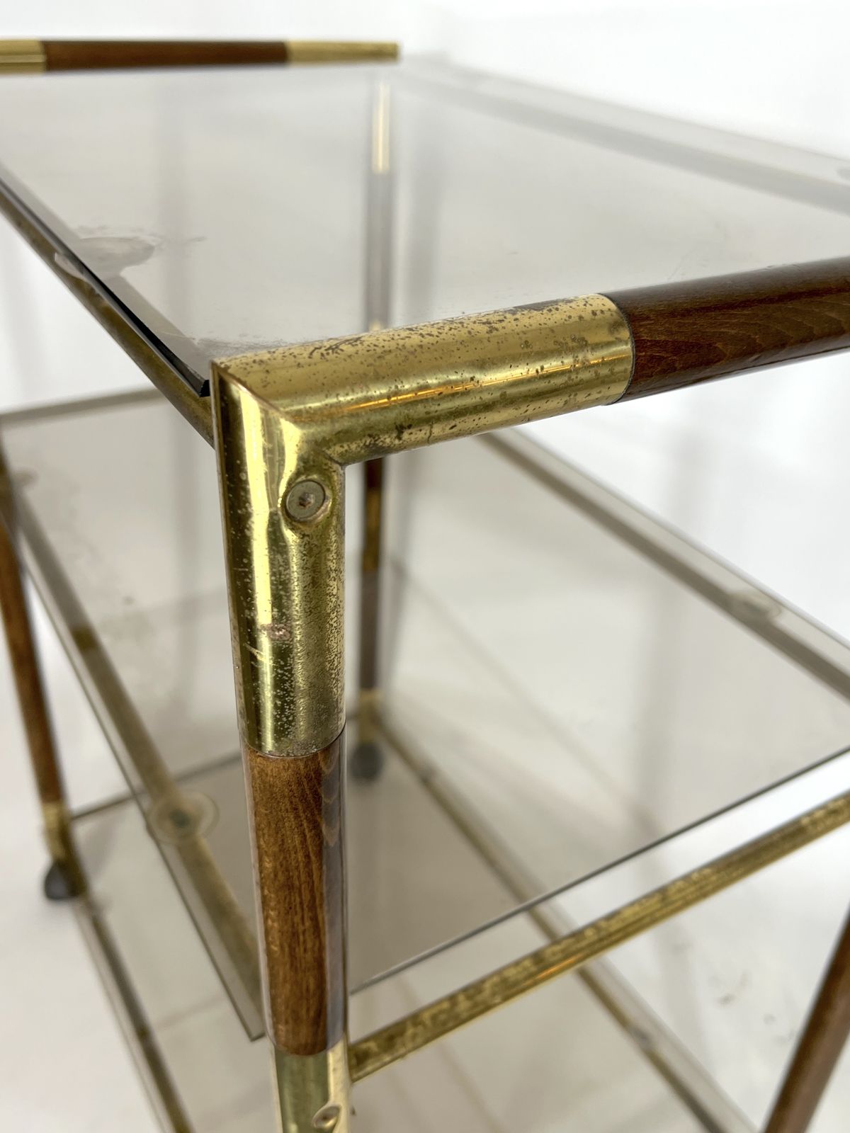 photo vinterior Vintage Italian Three Shelves Brass And Wood Trolley Or Bar Cart By Tommaso Barbi. 1970s