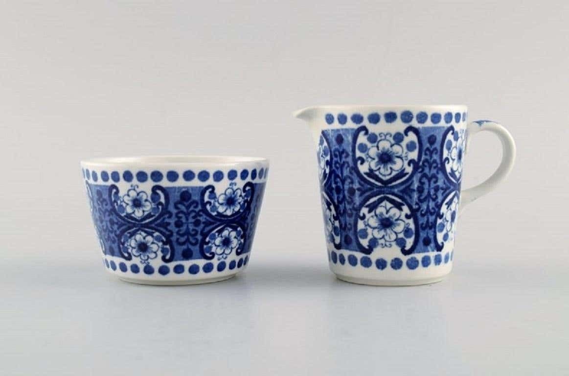 Raija Uosikkinen For Arabia, Ali Porcelain Coffee Service For 8 People photo vinterior