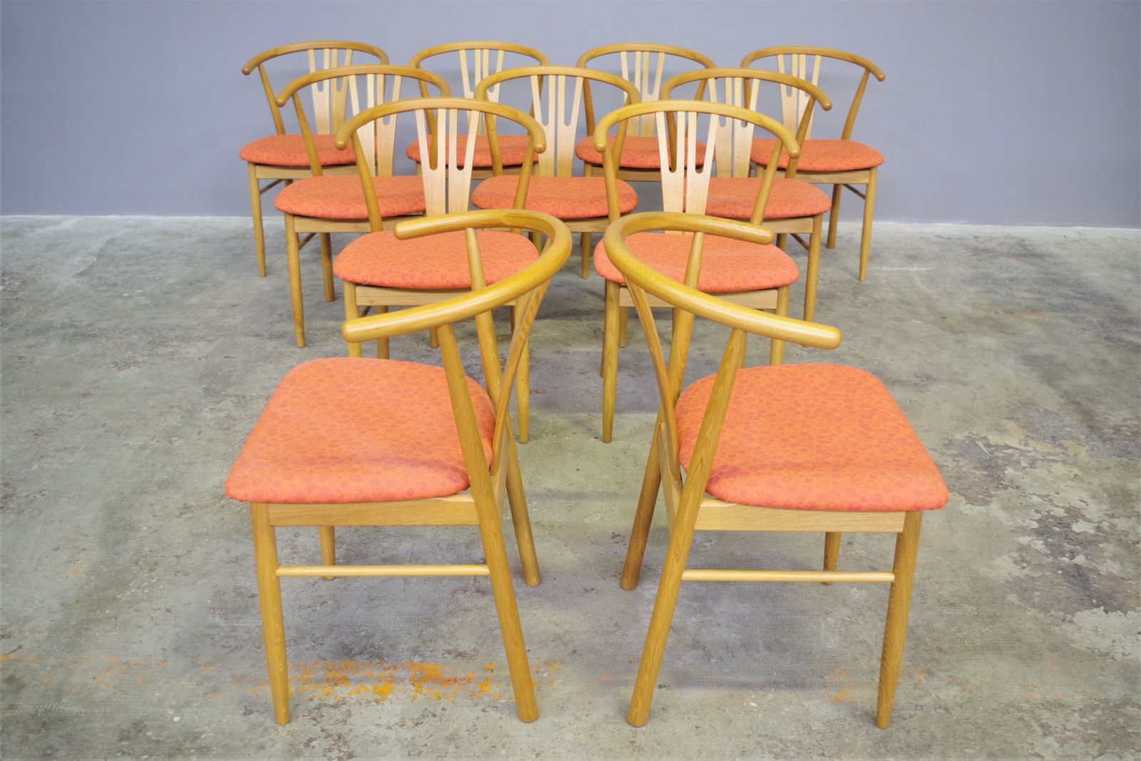 Set Of 11 New Modern Oak Chairs In Curved Wood photo 920.0