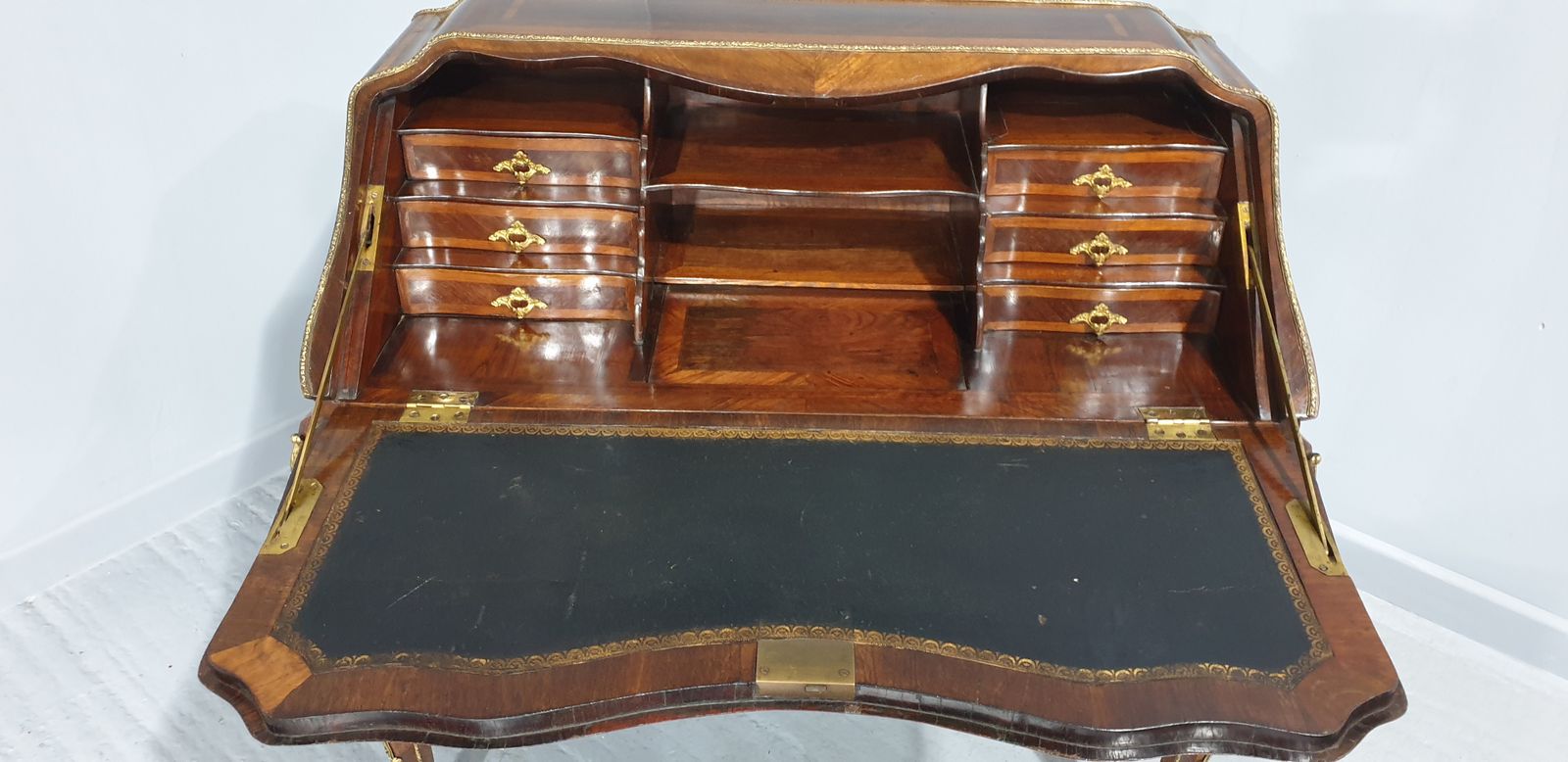photo for sale Excellent  Quality Early 19thc. French Kingwood Parquetry Bureau