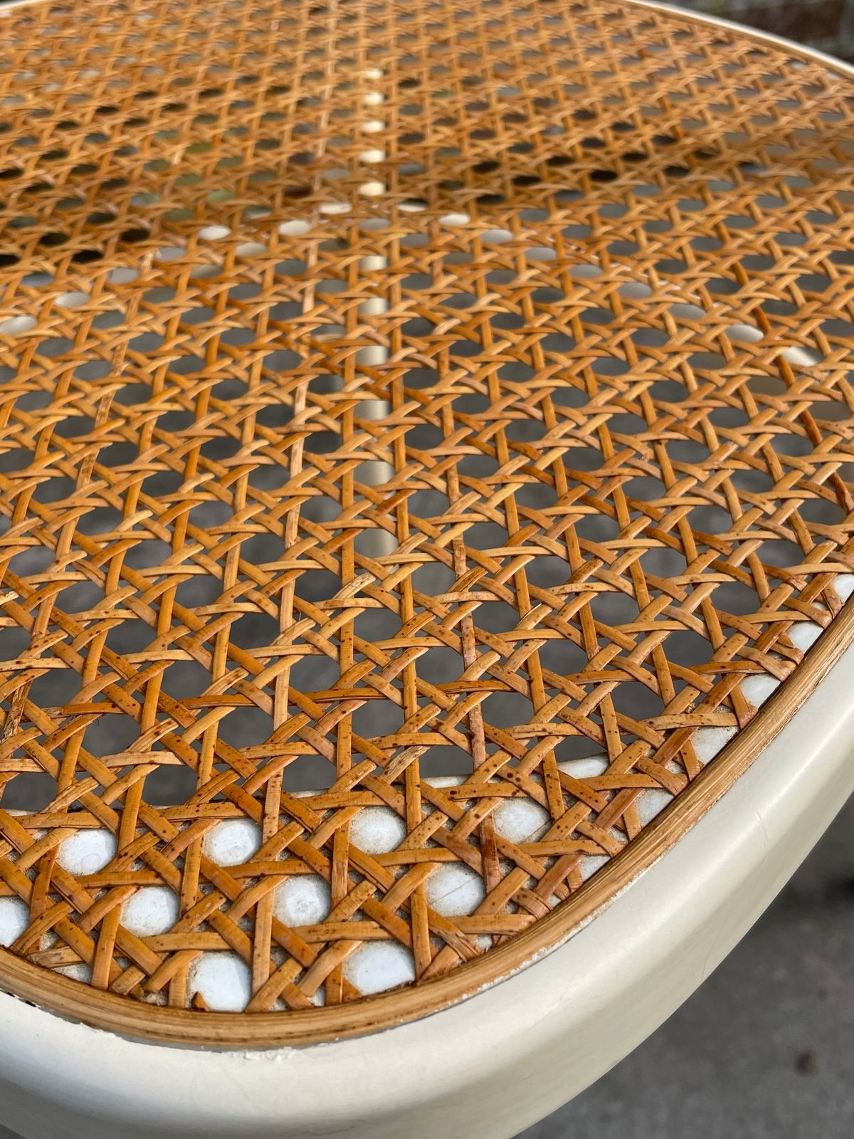 photo vintage Chair No. 14 White