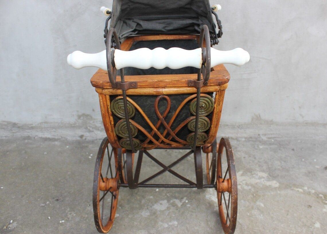 Antique Dolls Pram Dolls Carriage Toy Stroller Birthday Gift For Your Little Girl Nursery Decor Collect Dolls Gift photo vinterior