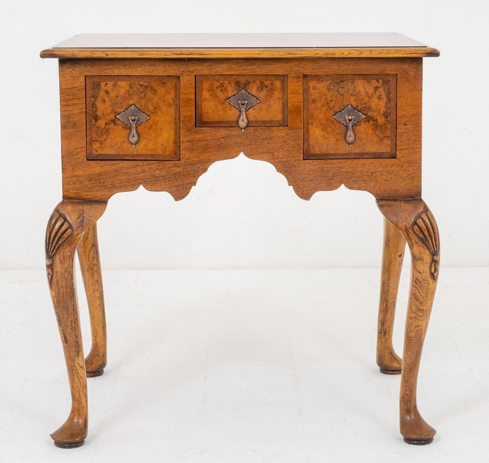 Walnut Queen Anne Style Lowboy Chest photo 1075.0