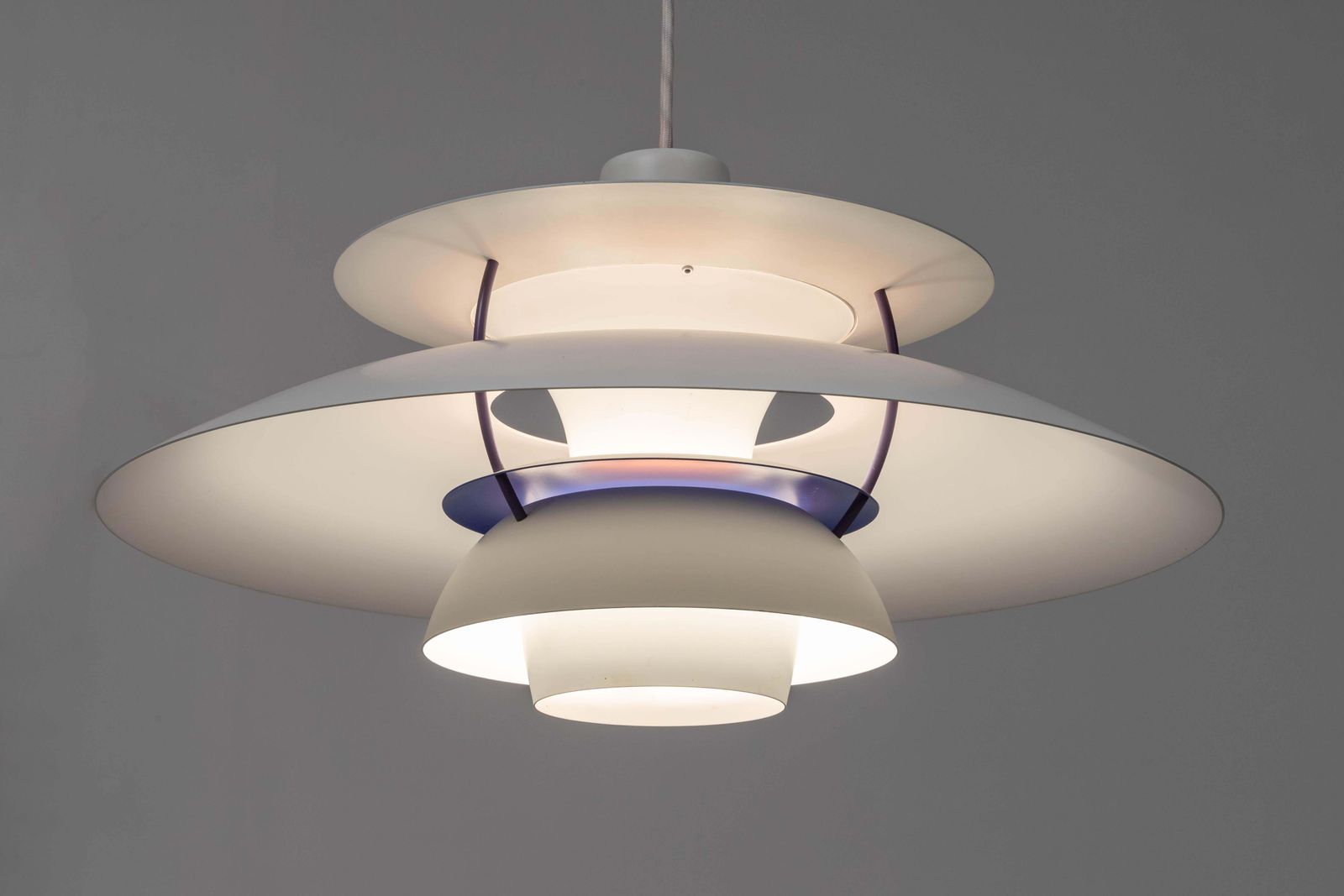 Ph5 Hanglamp Van Poul Henningsen Voor Louis Poulsen In Blauw En Grijs, Denemarken photo furniture