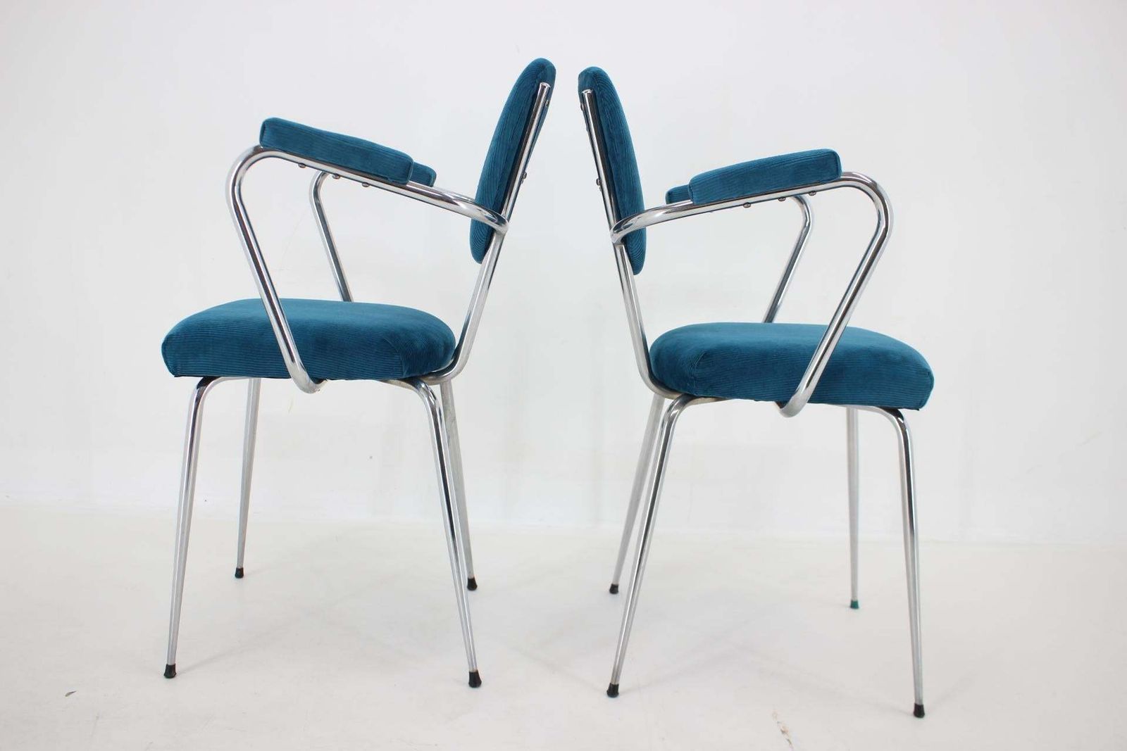 1960s Pair Of Italian Armchairs In Corduroy photo 554.0