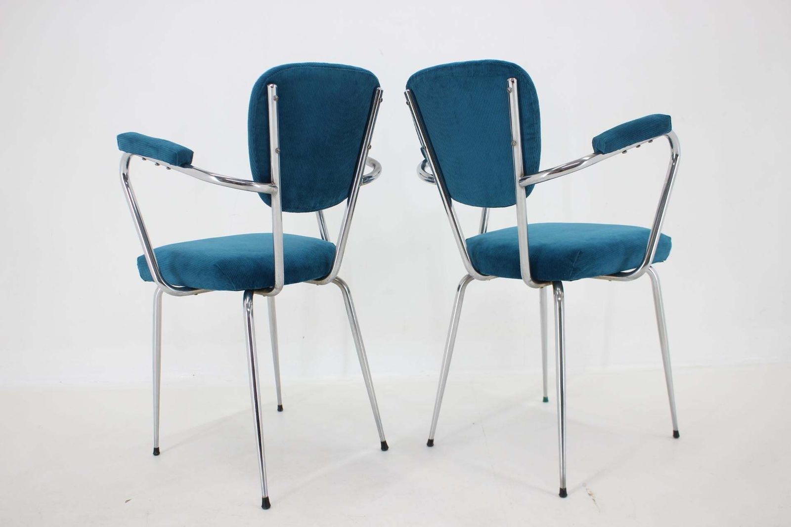 1960s Pair Of Italian Armchairs In Corduroy photo vinterior