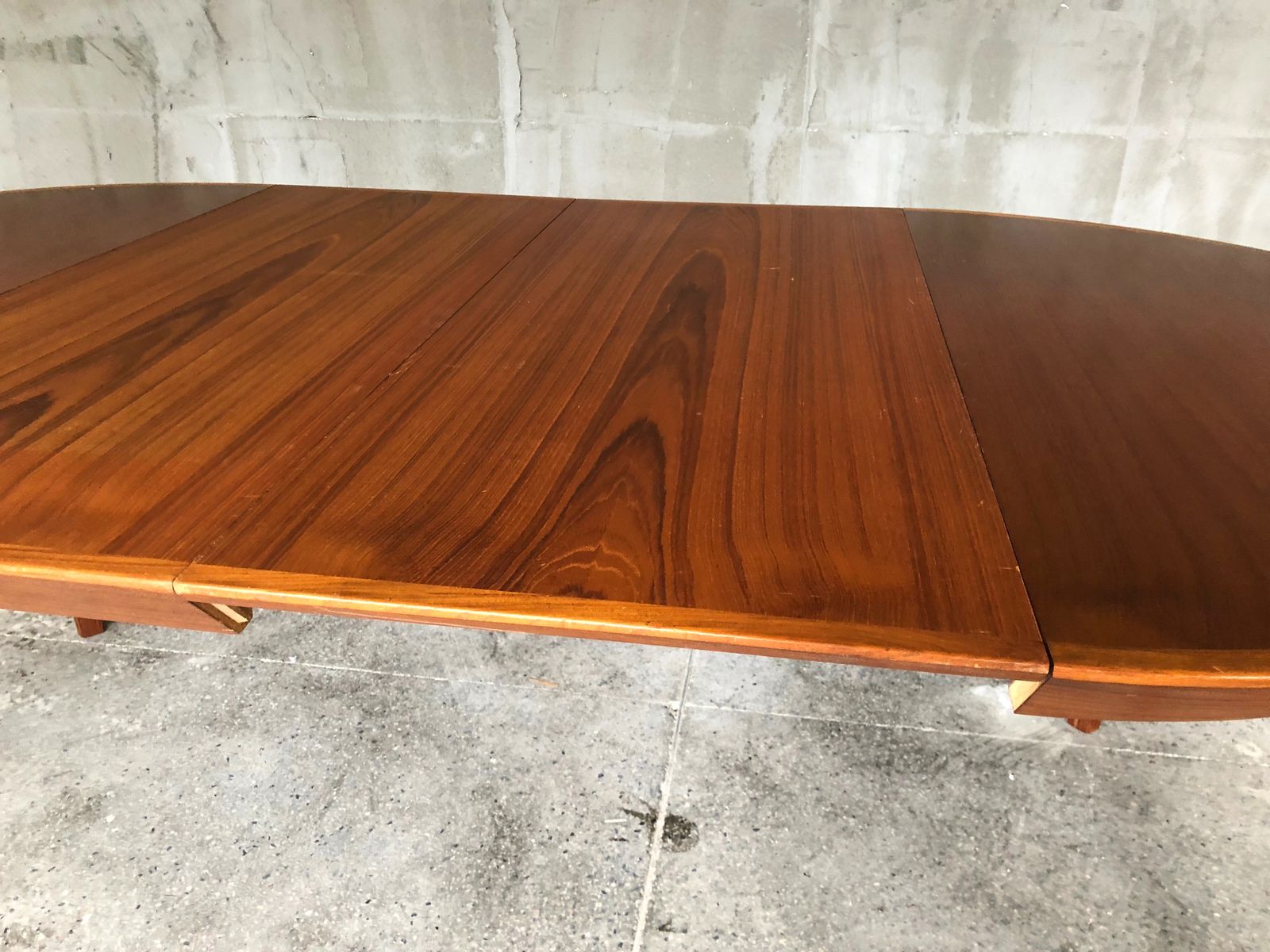 Extendable Danish Teak Table, 1960s photo vinterior