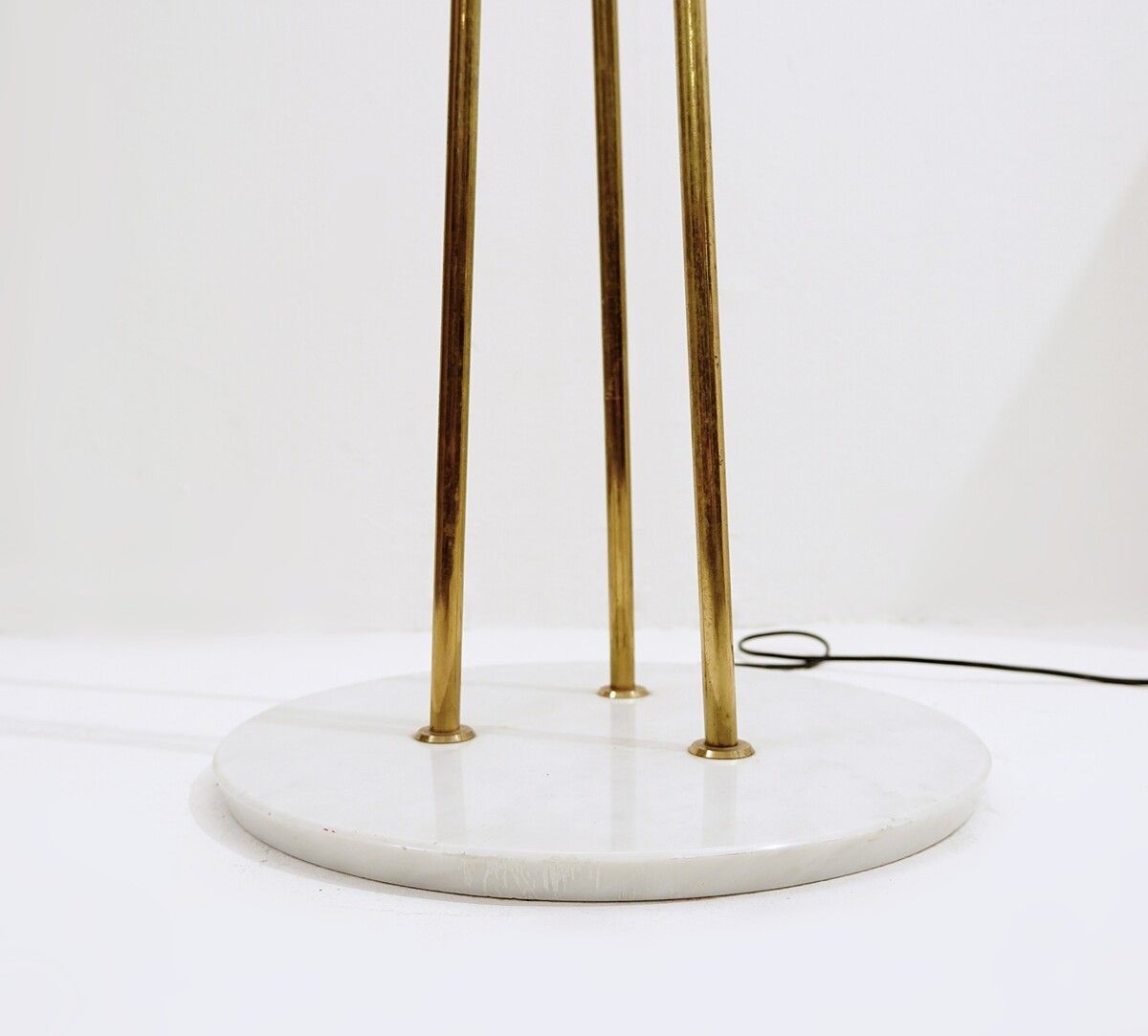 photo for sale Mid Century Modern Floor Lamp By Gaetano Sciolari For Stilnovo