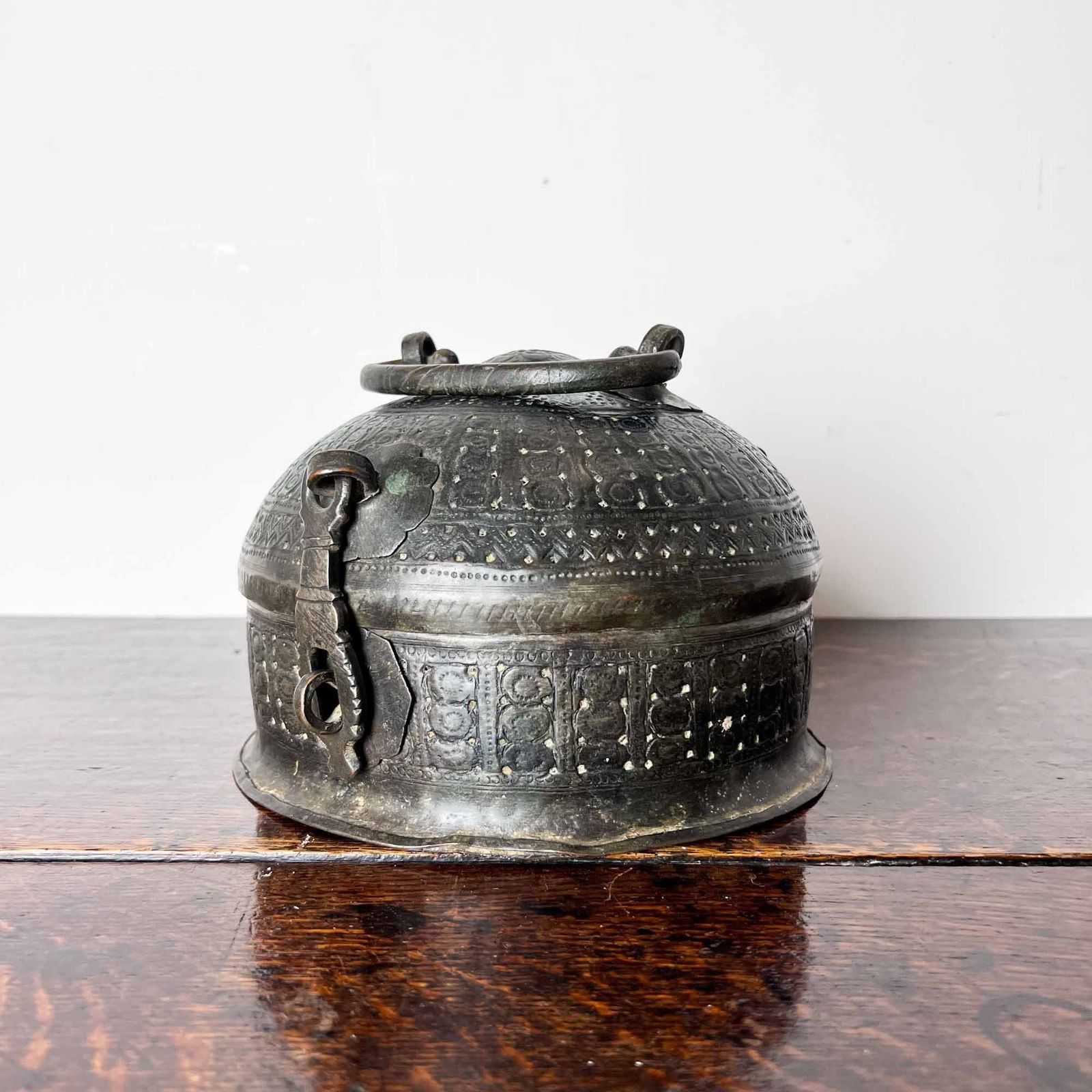 Antique Indian Metal Pandan Betel Box photo Home Decor