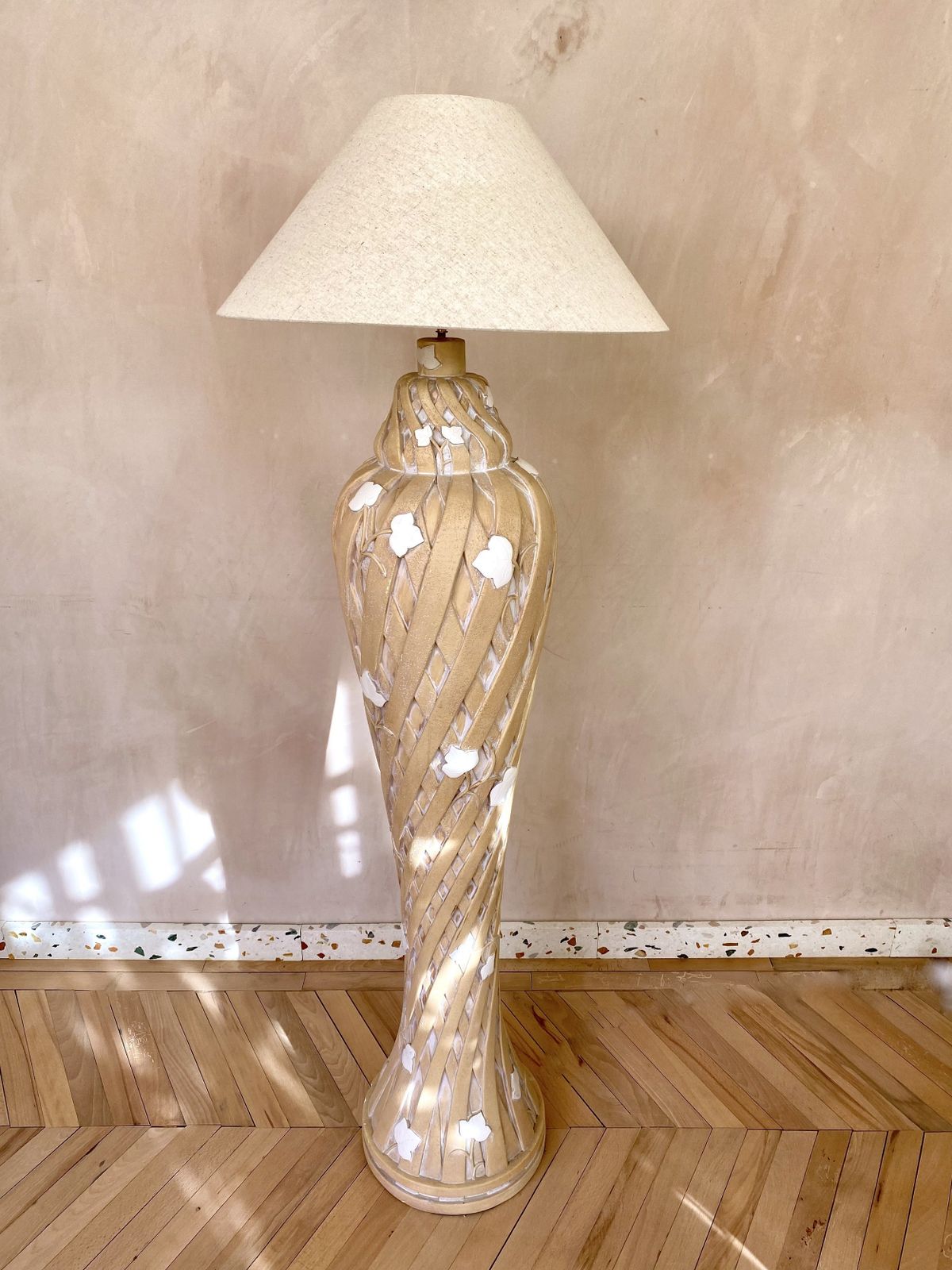 1980's American Plaster Floor Lamp With Neutral Colour Trellis Design photo Lighting