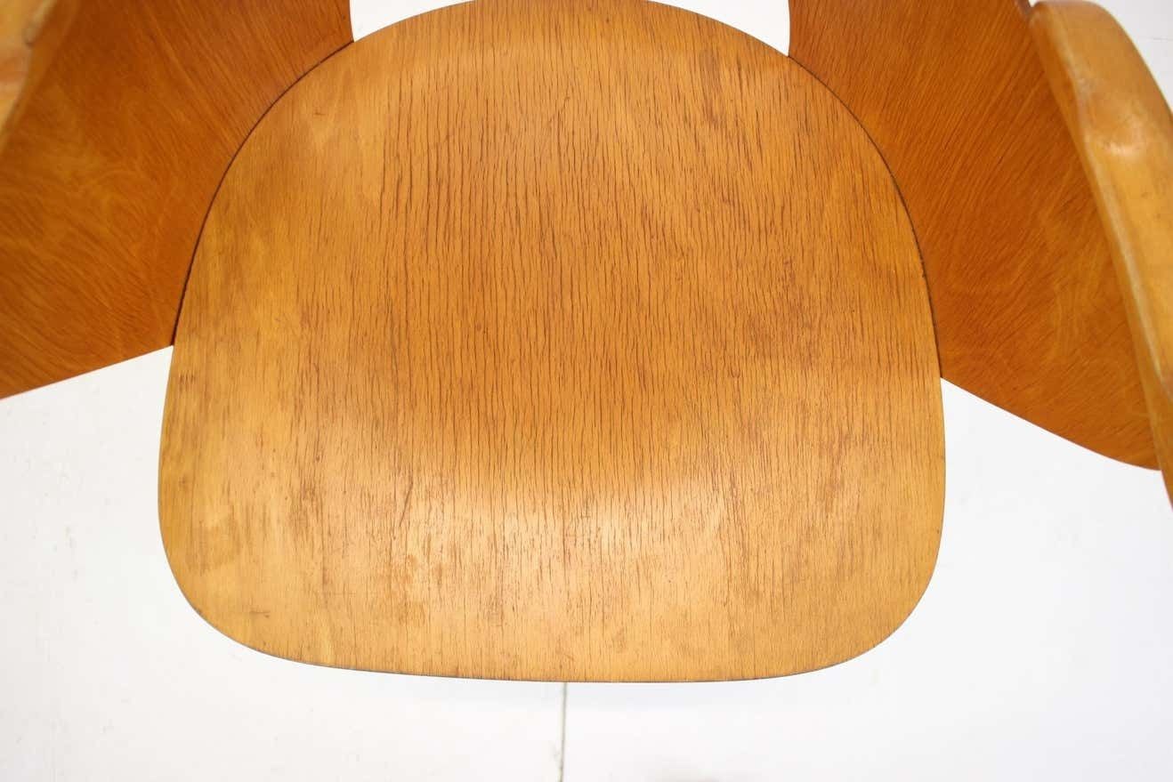 Oswald Haerdtl Beech Chair, Czechoslovakia, 1959 photo for sale