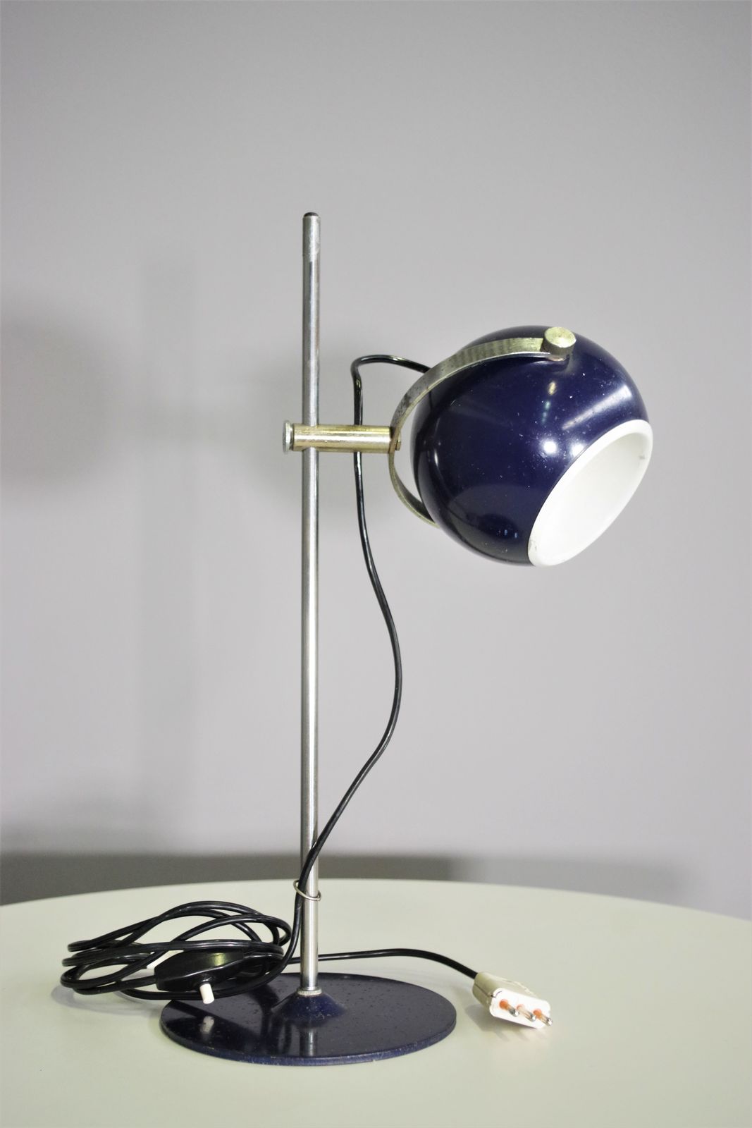 Space Age Blue “Eye Ball” Table Lamp – Goffredo Reggiani, 1970s
