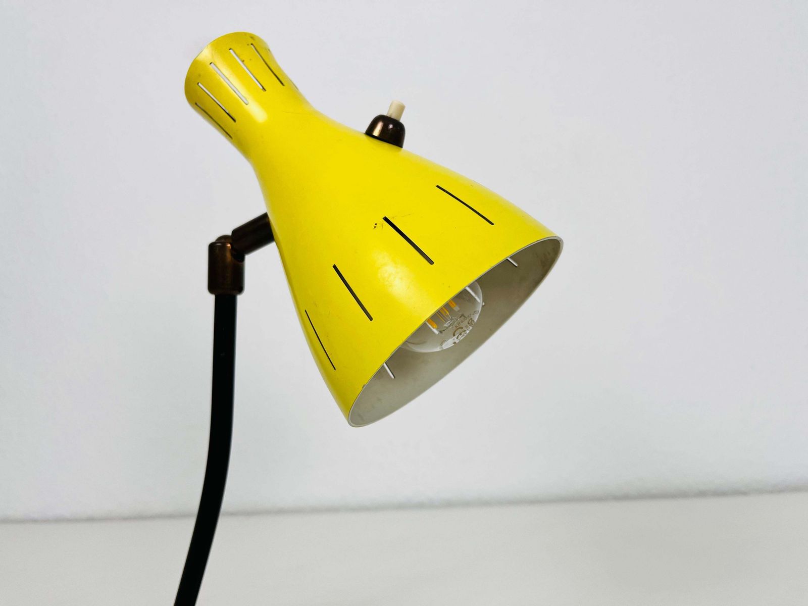 Italian Table Lamp In The Style Of Stilnovo 1960s Italy photo vinterior