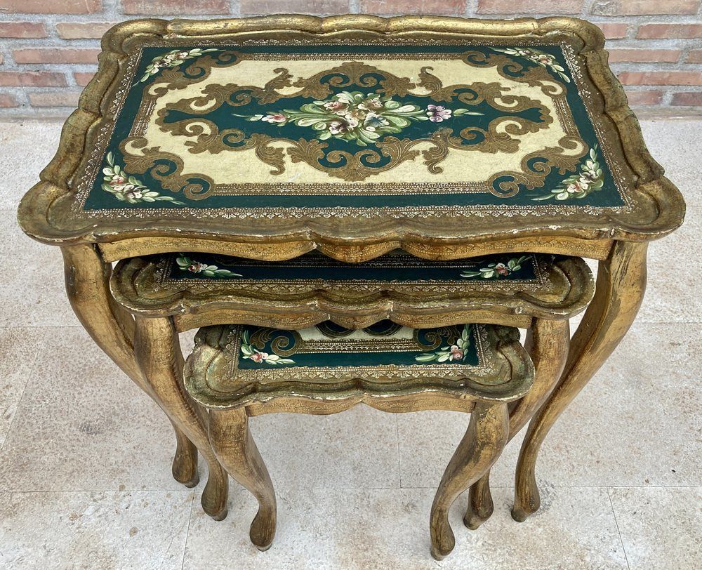 Italian Florentine Neoclassical Nesting Tables In Giltwood, 1960s, Set Of 3 photo for sale
