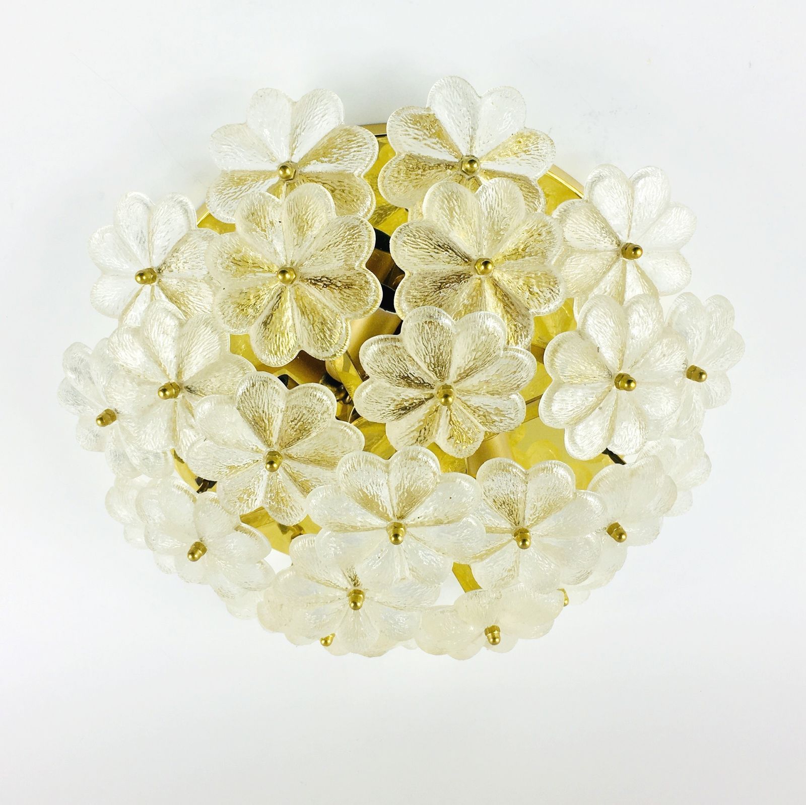 Grote Mid Century Plafondlamp Met Bloemmotief In Muranoglas & Messing Van Ernst Palme, Duitsland, Jaren 1970 photo for sale