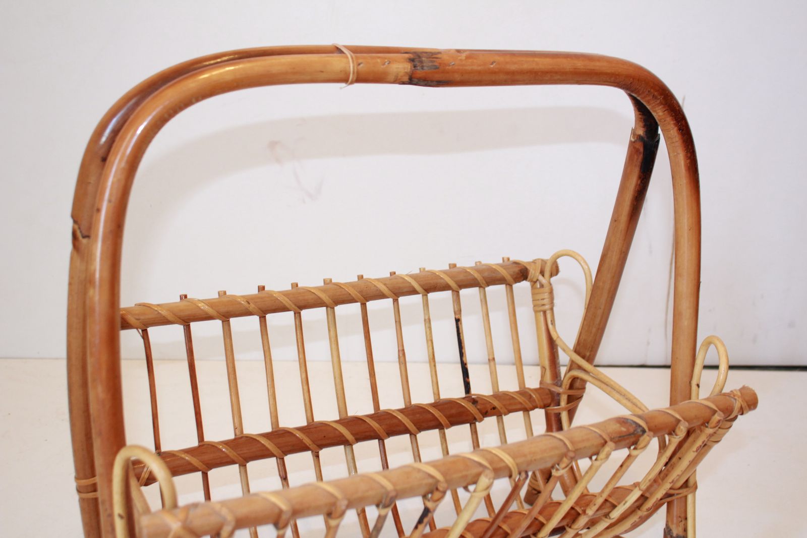 1960s Bamboo Magazine Rack, Franco Albini 1960's photo vinterior