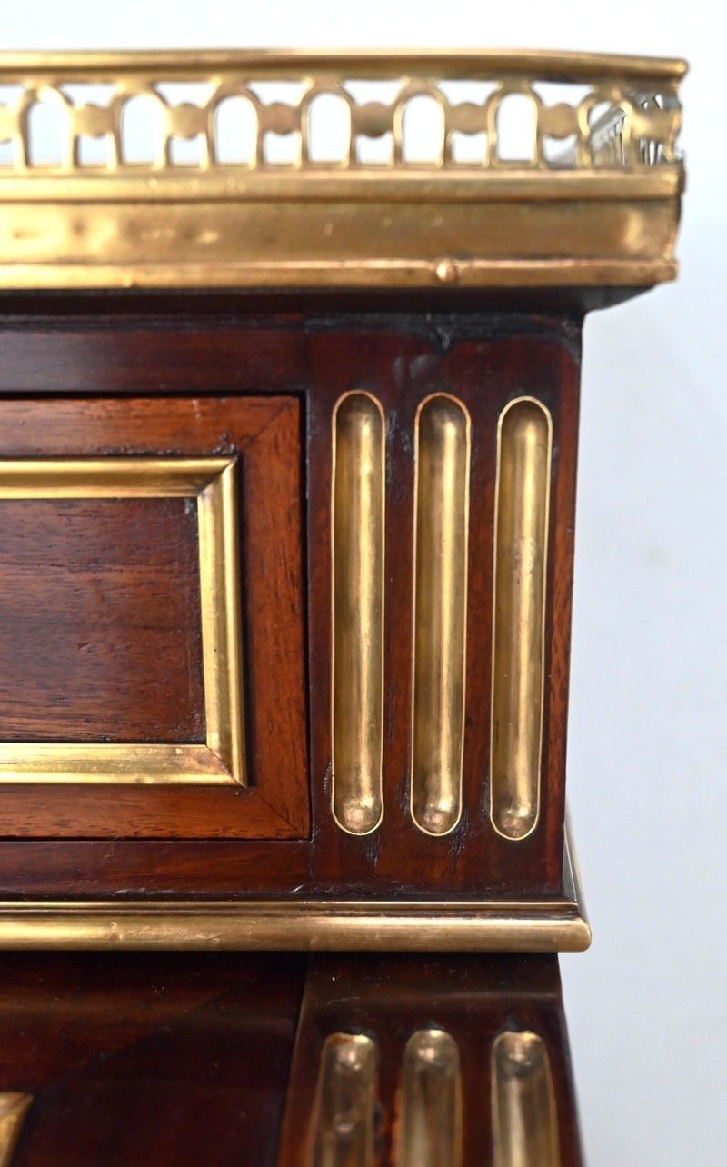 6536.38 Important Cylinder Desk In Mahogany, Louis XVI Style, Napoleon III Period   2nd Half Of The 19th Century photo