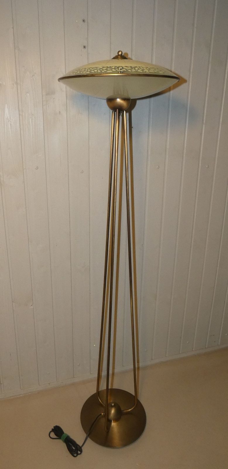 Italian Floor Lamp By Pietro Chiesa For Fontana Arte, 1940s photo Lighting