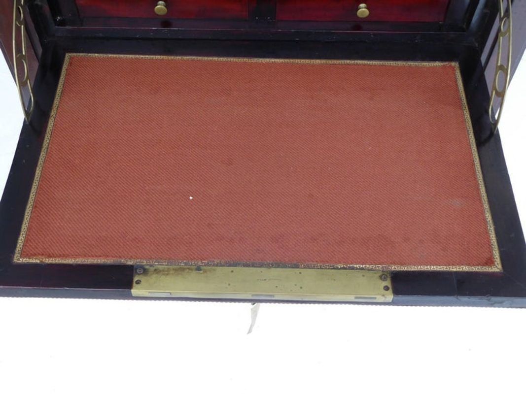 photo furniture 18th Century Louis XV Escritoire