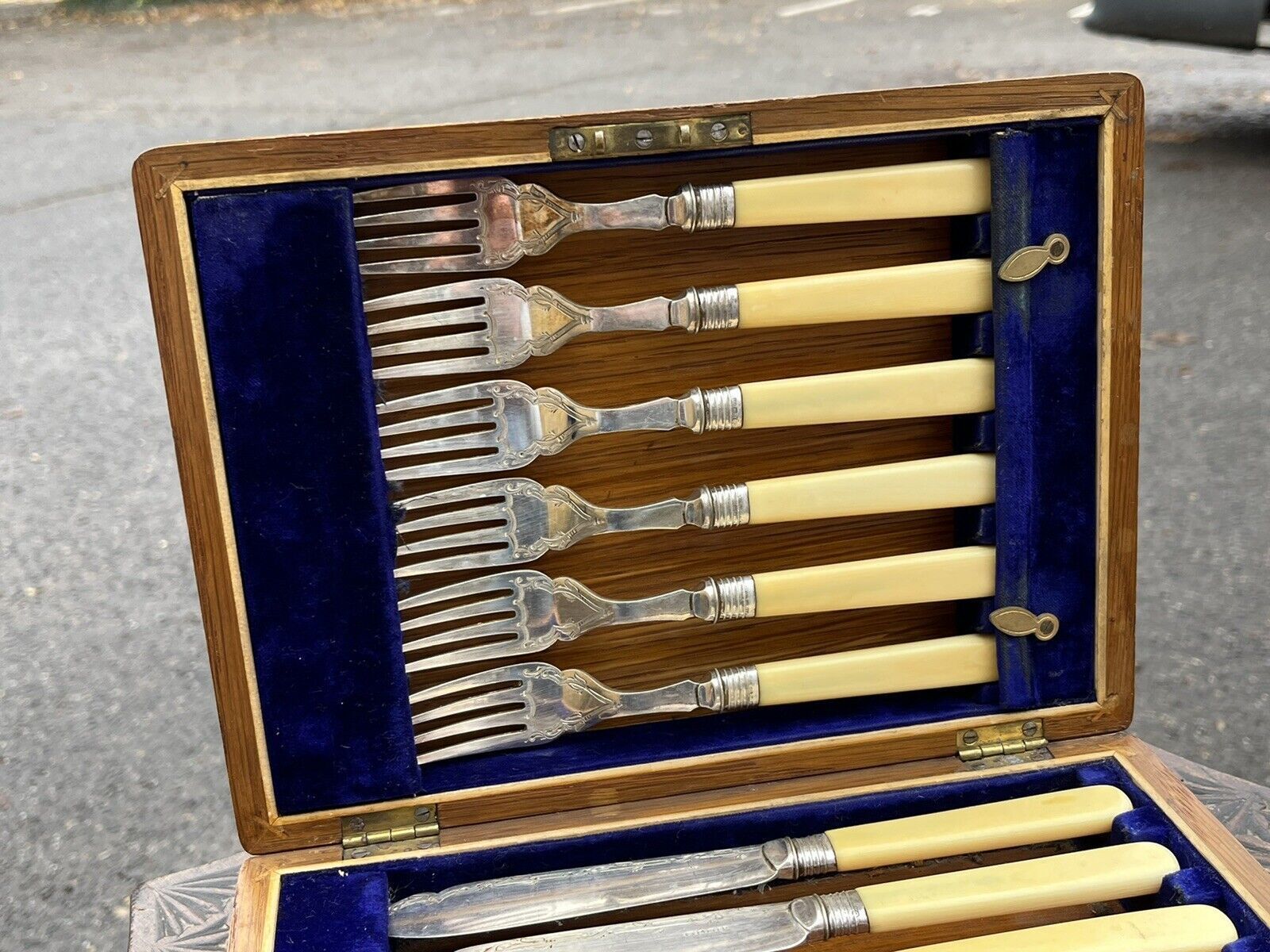 Fish Servers In Original Oak Case photo Home Decor
