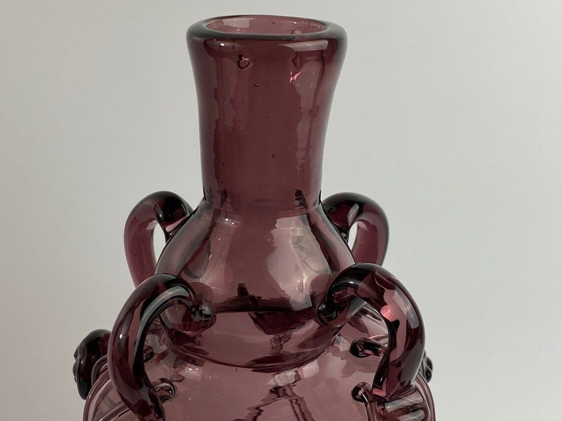 Beautiful Old Purple Glass Bottle / Vase With Glass Threads And Rosettes, First Half Of The 20th Century photo vinterior