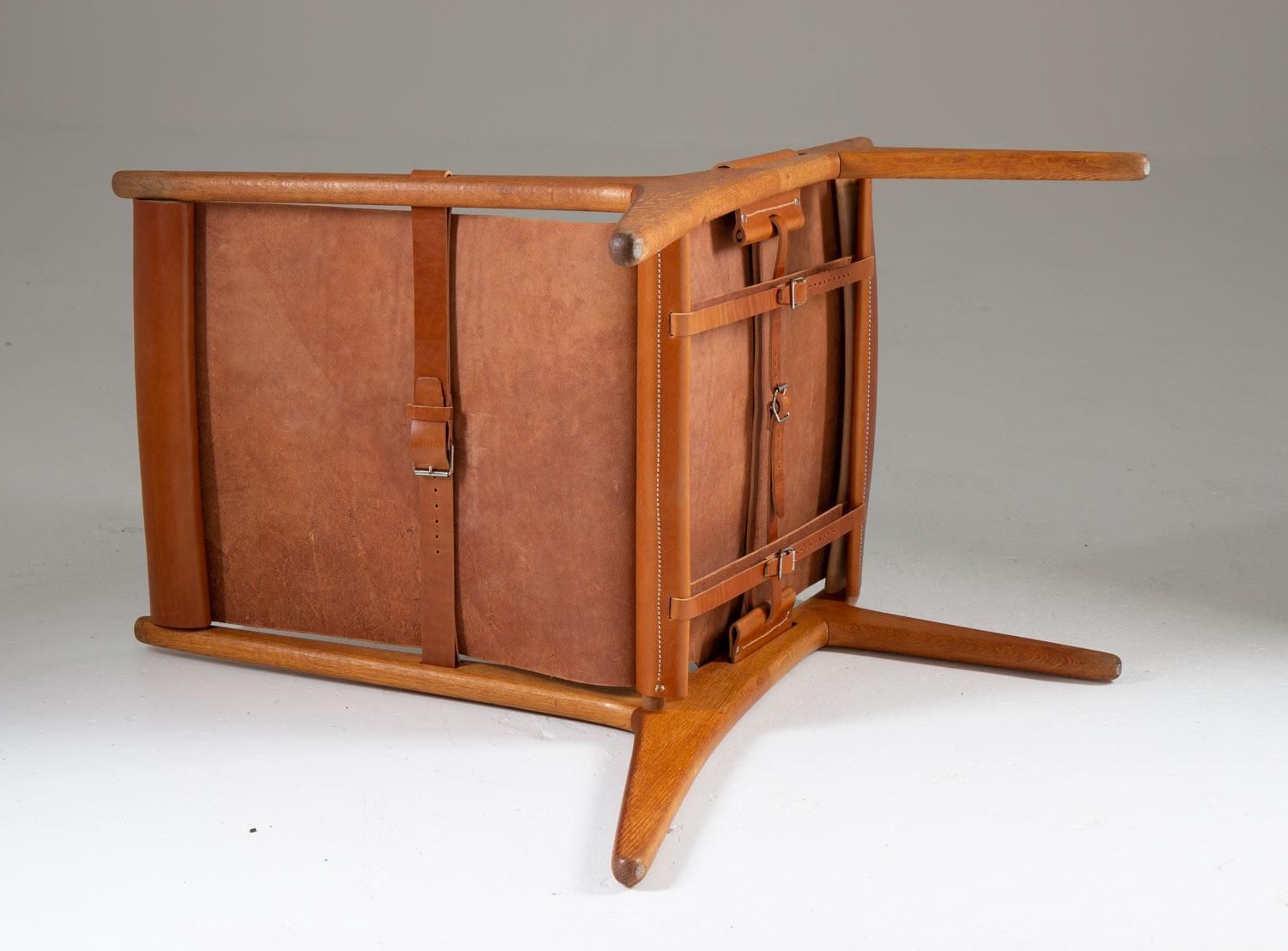 Pair Of Rare Hunting Chairs 204 By Uno & Östen Kristiansson For Luxus, Sweden photo vintage
