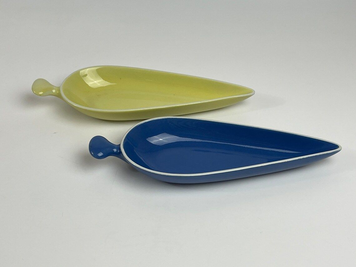 Pair Of Serving Trays “Gefyr” By Stig Lindberg For Porcelain Factory Gustavsberg In The 1950s   Scandinavian Mid Century Modern photo for sale
