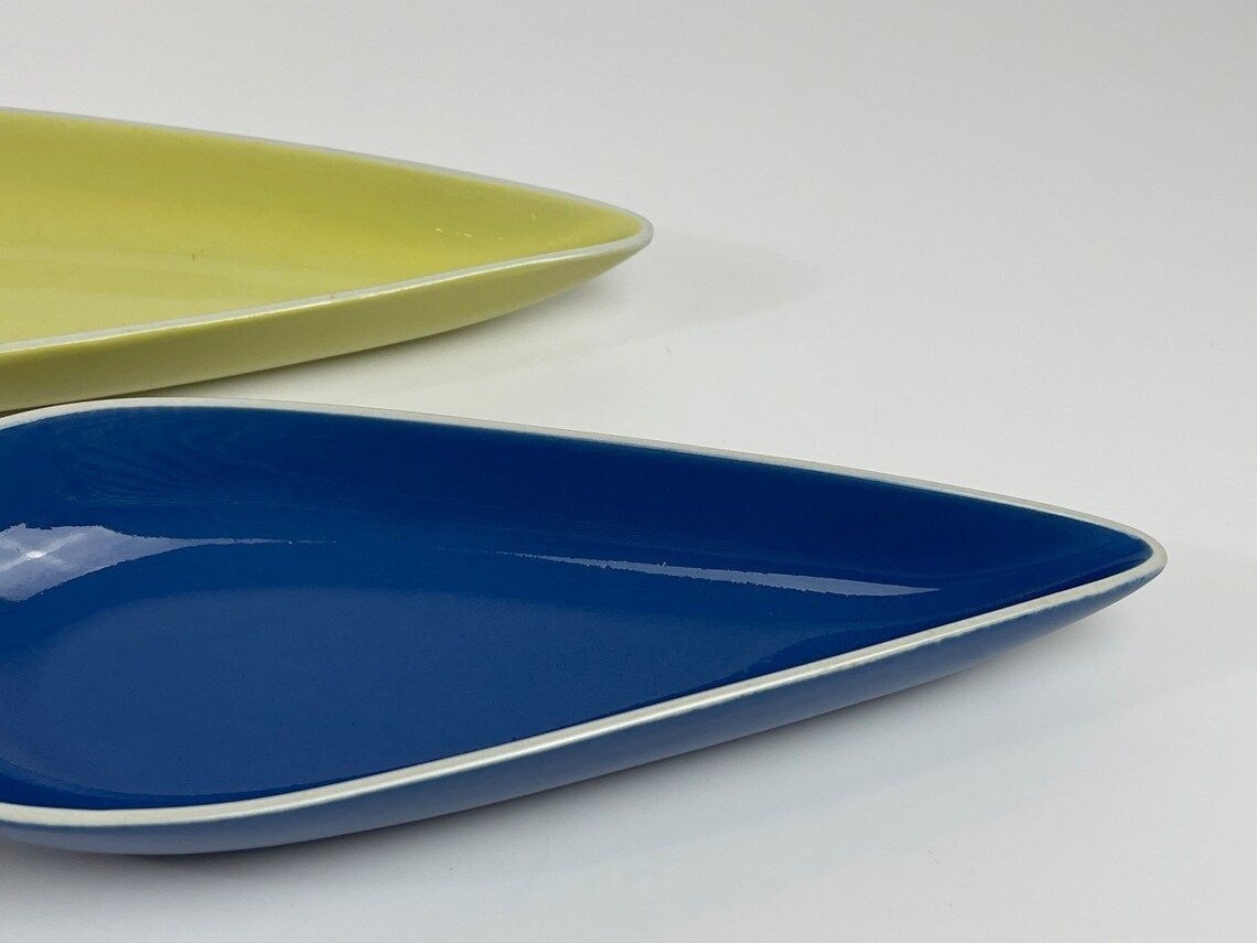 Pair Of Serving Trays “Gefyr” By Stig Lindberg For Porcelain Factory Gustavsberg In The 1950s   Scandinavian Mid Century Modern photo vinterior