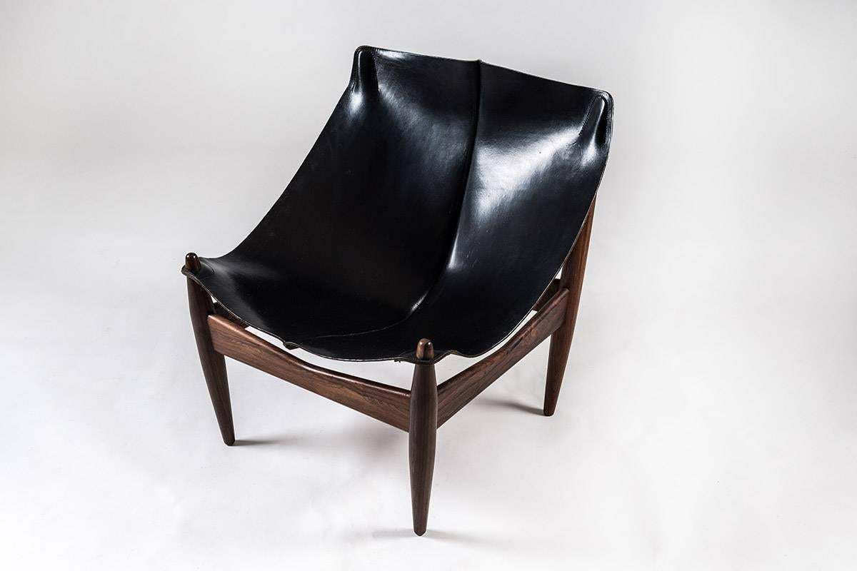 Scandinavian Easy Chair And Ottoman Model 272 Designed By Illum Wikkelsø photo for sale