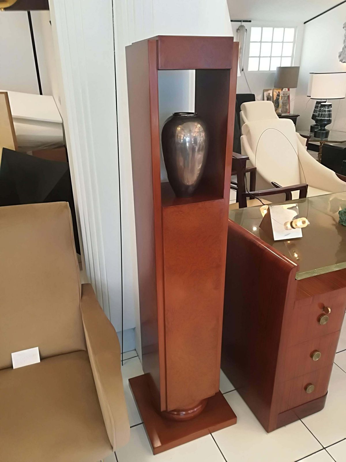 Art Deco Pedestal Circa 1930, 1930s photo vinterior