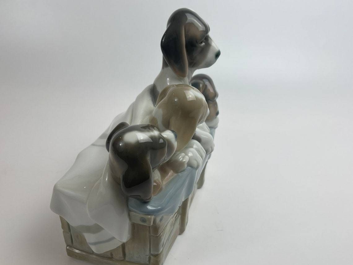 Lladro Dog Figurine Presumably By Juan Huerta  4 Puppies  Dogs With Blanket On A  Wooden Box photo Art