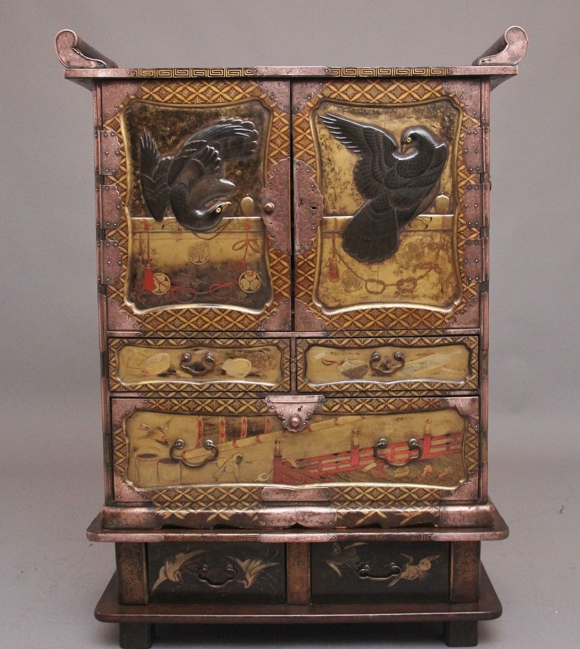 19th Century Japanese Gilt Lacquered Cabinet photo furniture