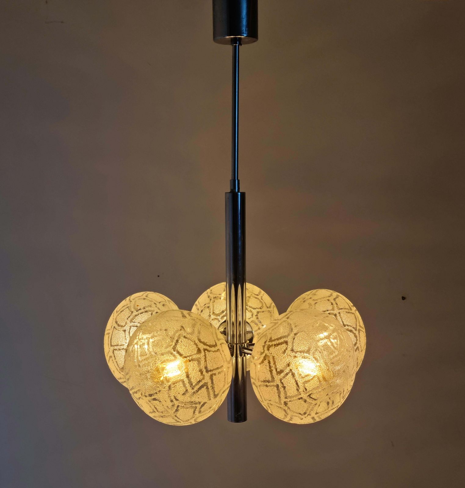 photo furniture Midcentury Rare Chandelier Sputnik Hustadt Leuchten, Germany, 1970s